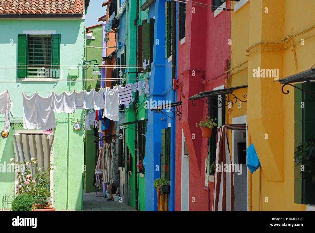 Bunte Straße in Burano, Italien Stockfoto