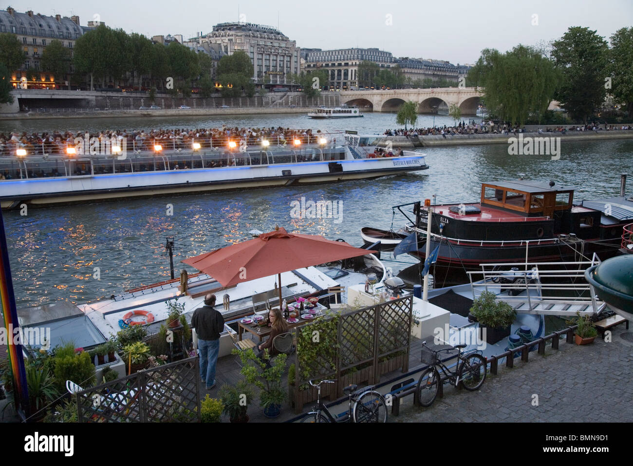 Einem Bateau-Mouche an der Seine, Paris Stockfoto
