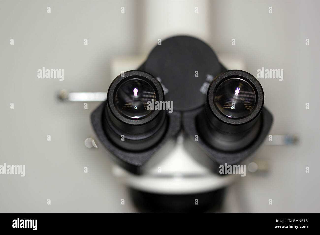 Binokular Nahaufnahme von Okular Stockfoto
