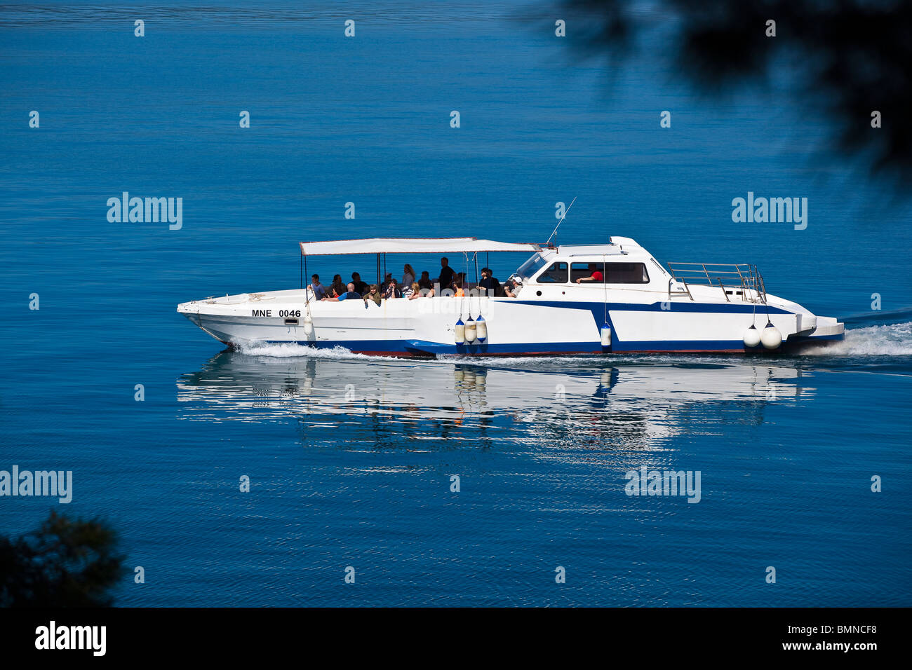 Touristischen Boot, Montenegro Stockfoto