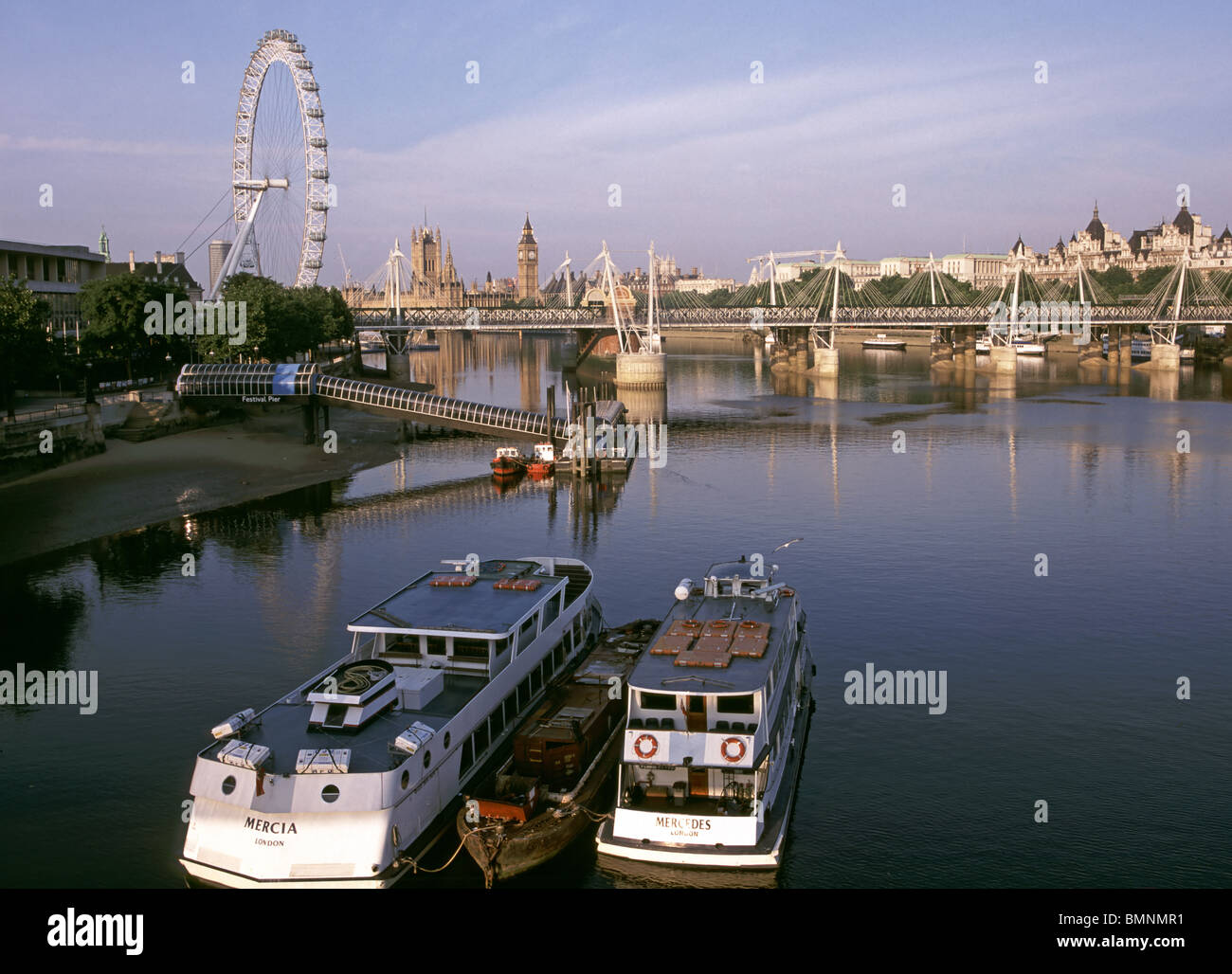 Skyline von London, tagsüber Stockfoto