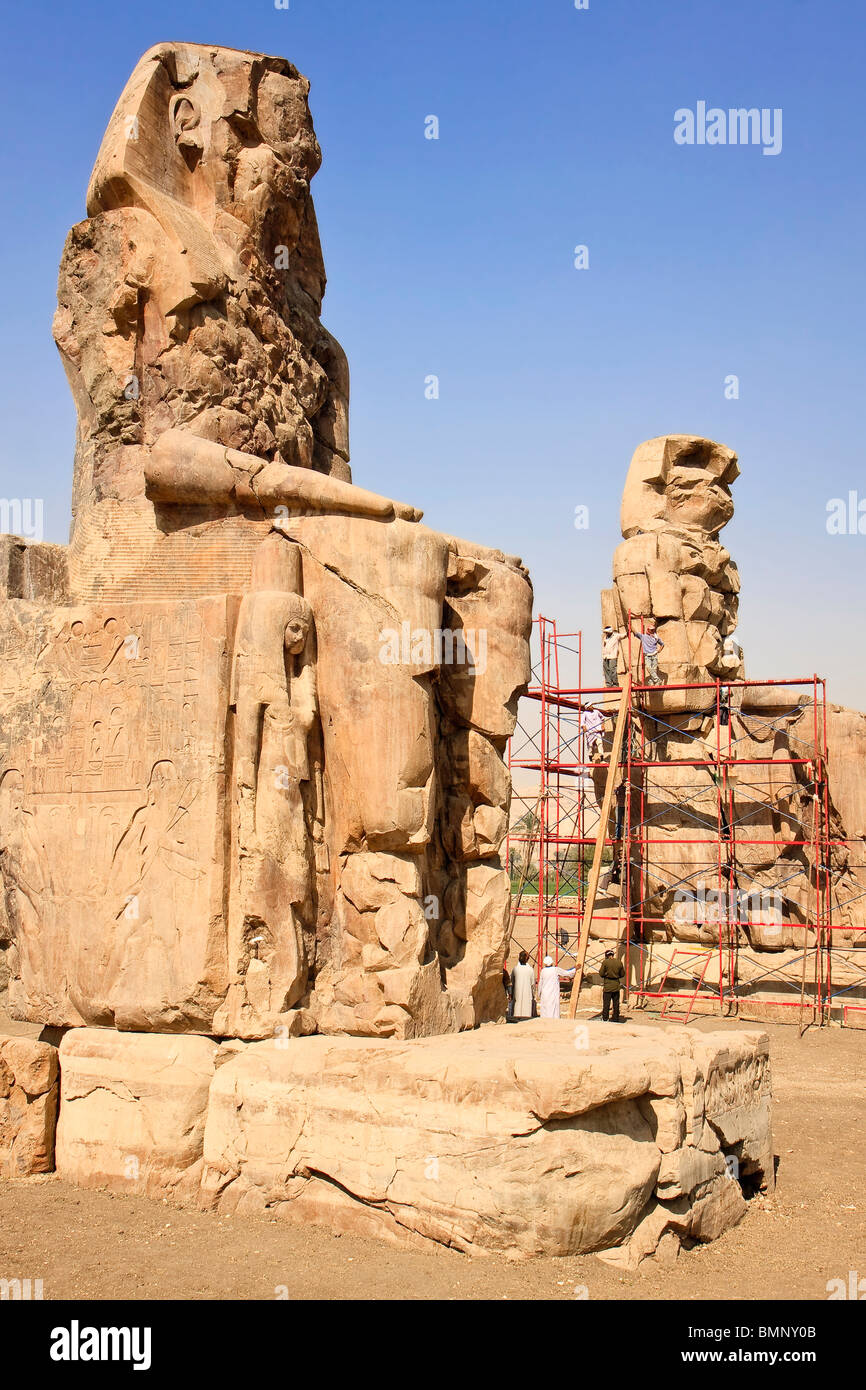 Ägypten Luxor Kolosse von Memnon Stockfoto