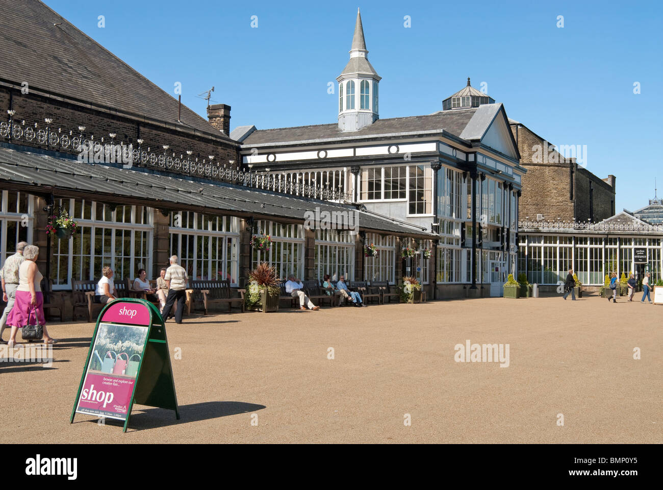 Bild der Pavillon Gärten in Buxton, einen historischen Ort befindet sich im Herzen von Buxton. Stockfoto