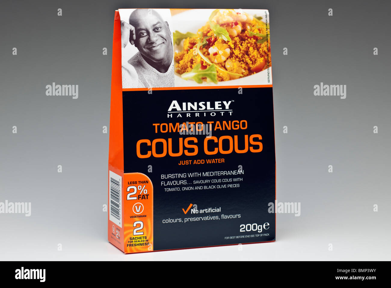 200g Päckchen Ainsley Harriott Tomate Tango Cous Cous Stockfoto