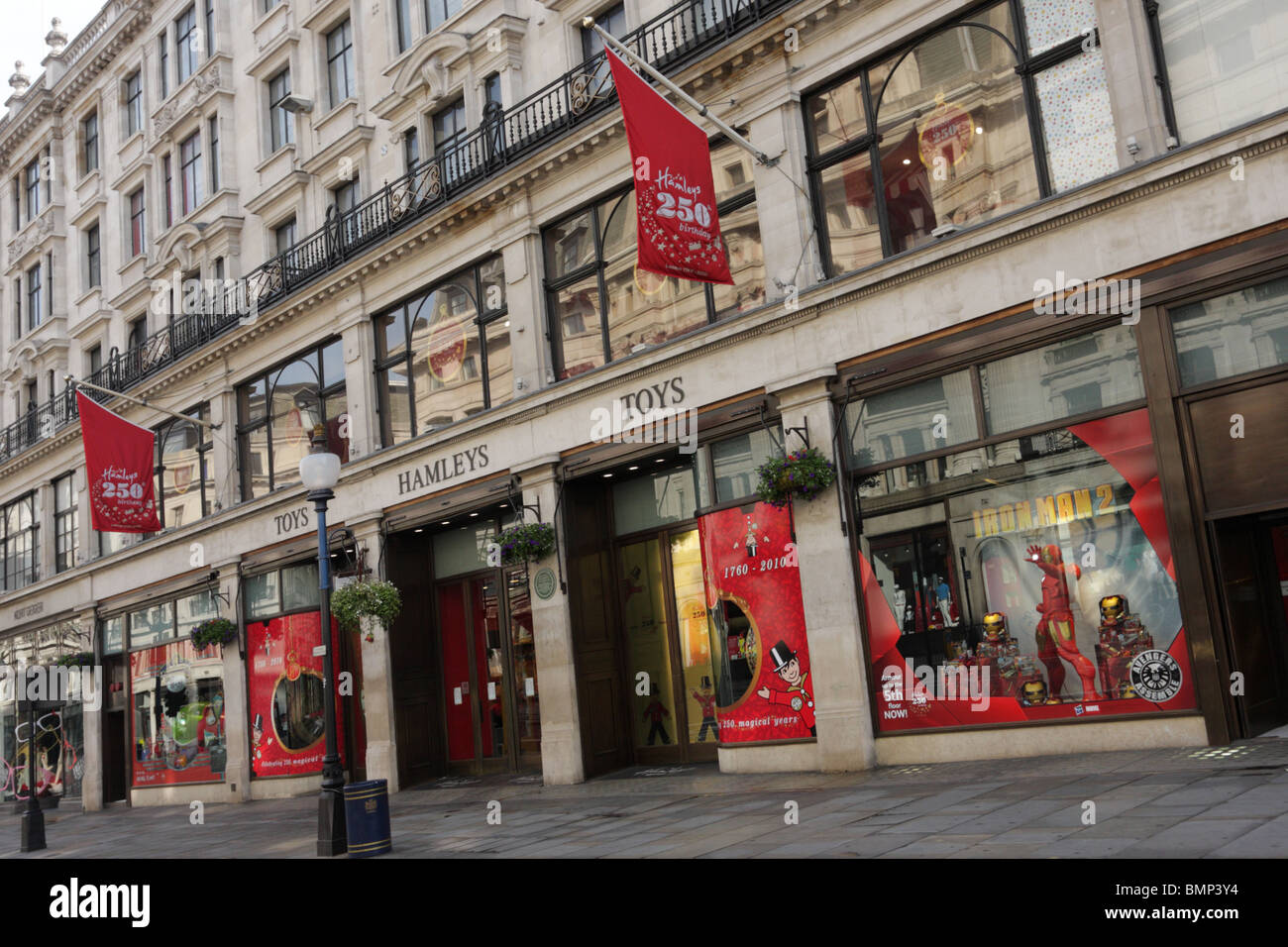 Weltruf Hamleys Toy Shop in der Regent Street, London. Stockfoto