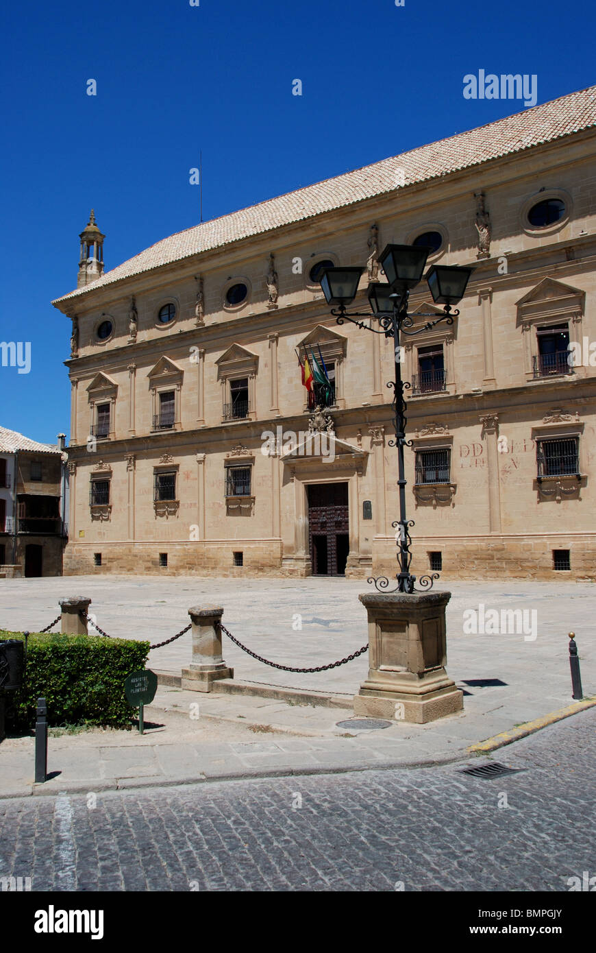 Palacio de Las Cadenas, als das Rathaus (Ayuntamiento), Ubeda, Provinz Jaen, Andalusien, Südspanien, Westeuropa verwendet. Stockfoto