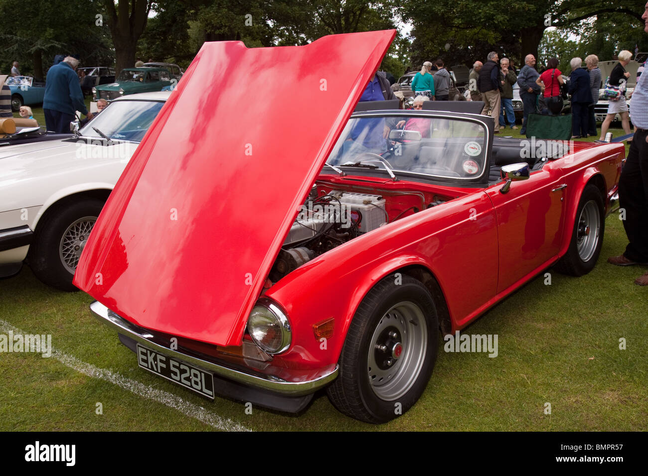 Rote Triumph TR6 Sportwagen-Klassiker Stockfoto