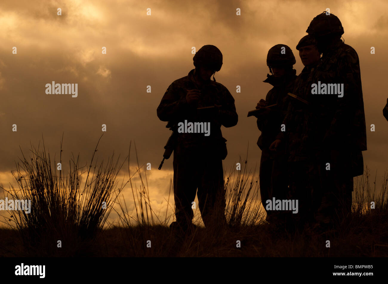 Soldaten der Territorial Army auf der Otterburn Training Area, Northumberland, England Stockfoto