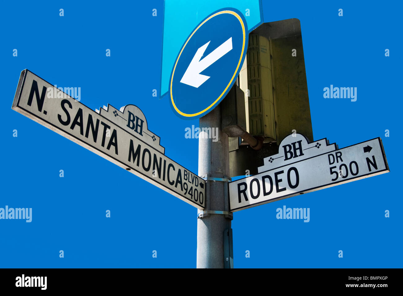 Straße Zeichen zwischen N. Santa Monica Blvd und Rodeo Dr, Los Angeles, Kalifornien, USA Stockfoto