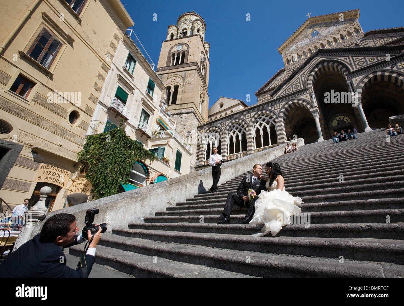 Eine Hochzeit in Il Duomo (Kathedrale) Amalfi, Italien Stockfoto