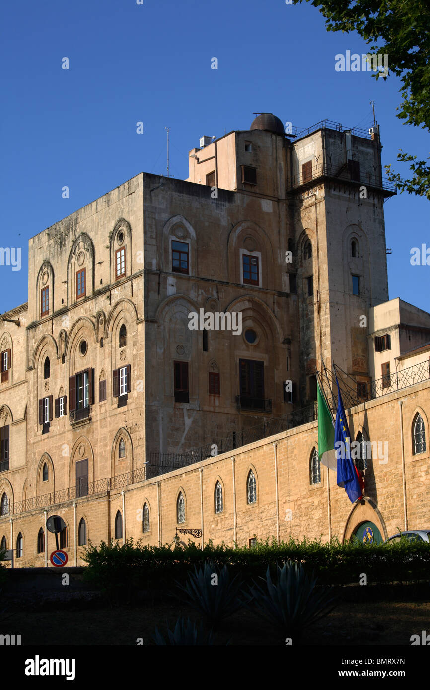 Die Renaissance-Fassade des Palazzo Norman, Palermo, Italien Stockfoto