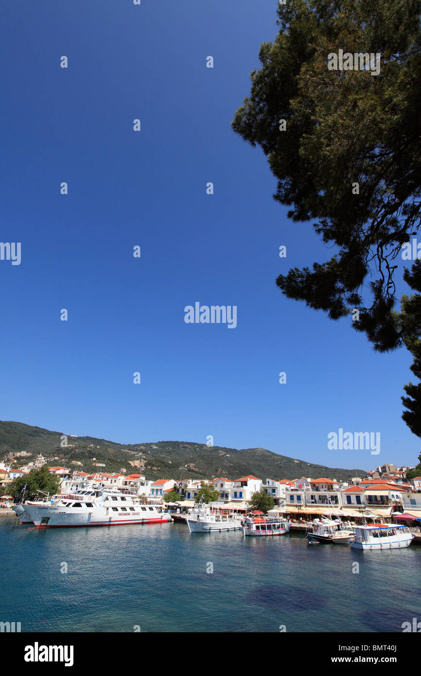 Griechenland Nördlichen Sporaden Skiathos Insel Aussicht auf die Stadt Stockfoto