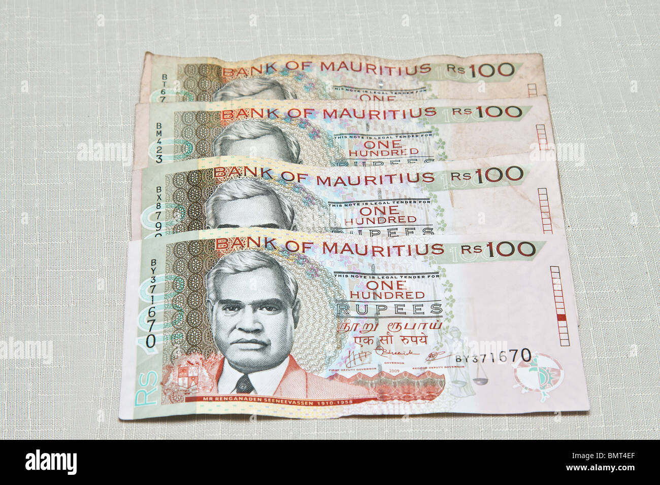 Mauritianische Währung, hundert Rupien Noten. Stockfoto