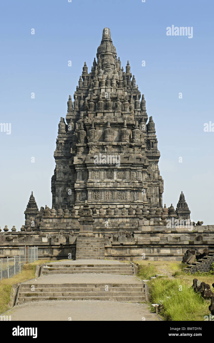 Indonesien-Java, Prambanan-Tempel-Shiva-Tempel, Blick von Norden. Stockfoto