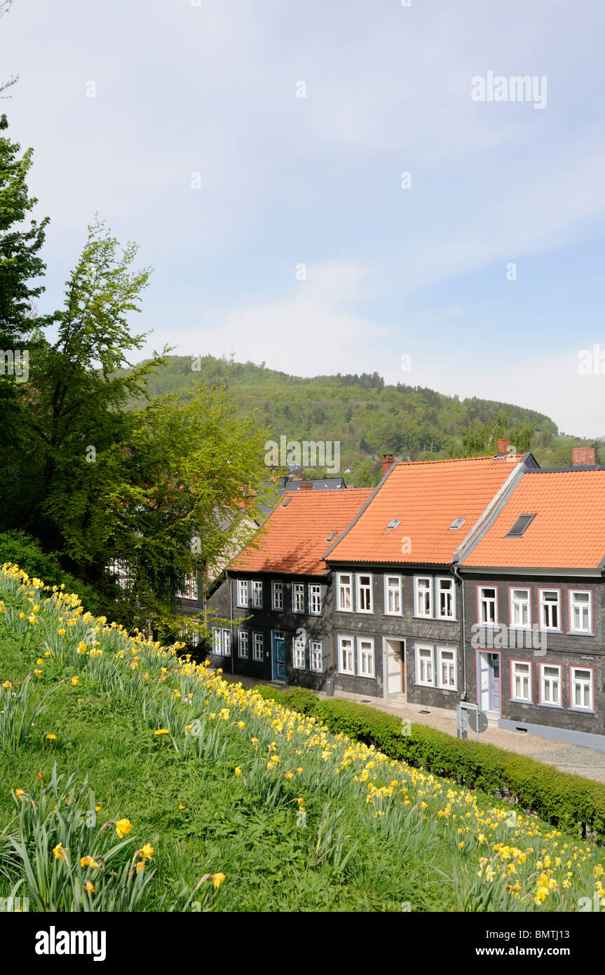 Häuserzeile Mit Schieferverblendung in Goslar, Deutschland. -Häuserzeile mit Schiefer Verkleidung in Goslar, Deutschland. Stockfoto
