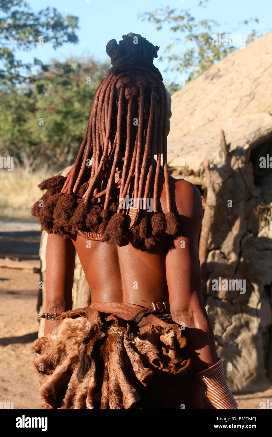 Himba Stämme Frau, Namibia. Stockfoto