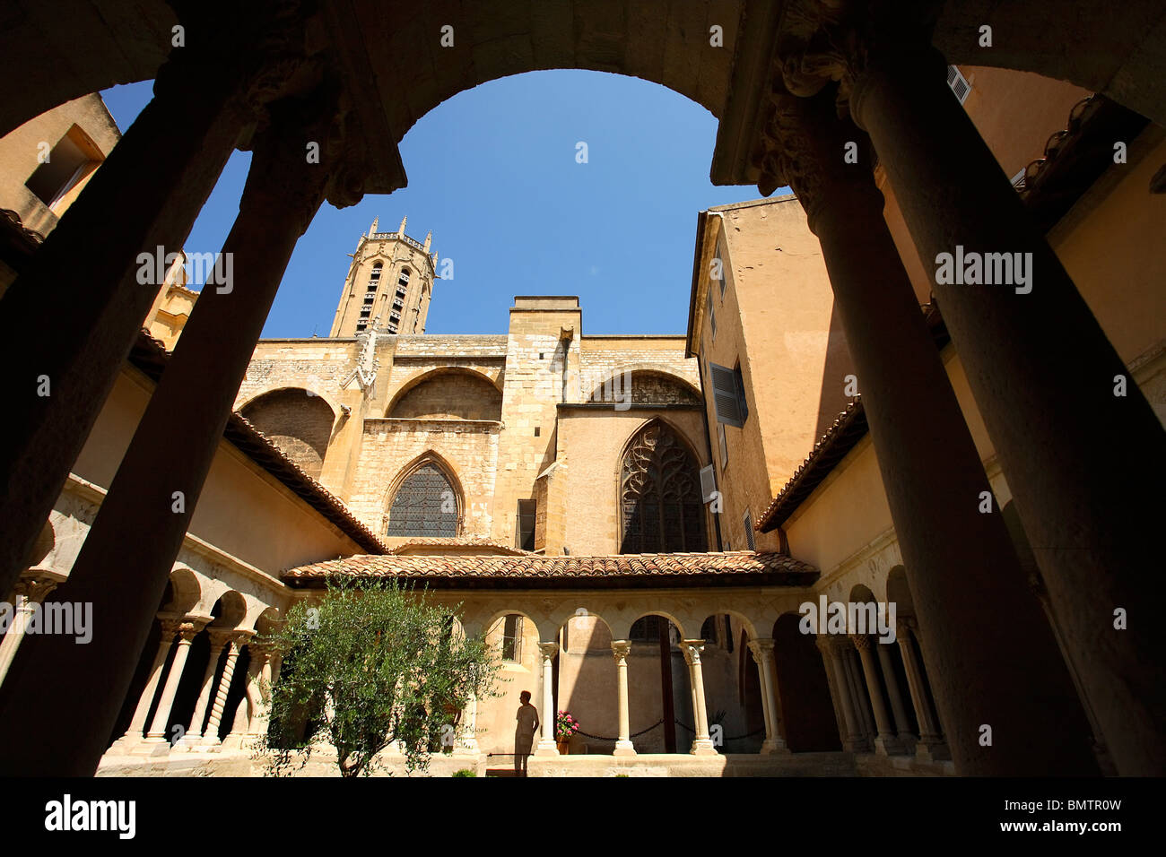 Kreuzgang der Kathedrale Saint-Sauveur, Aix-En-Provence Stockfoto