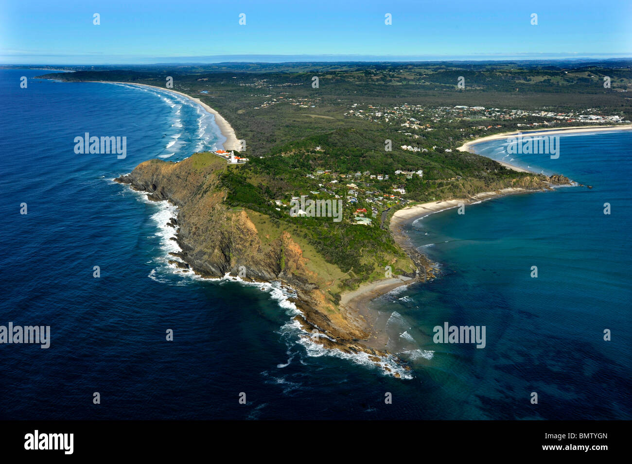 Cape Byron zeigt Wategos Beach, The Pass und Byron Township Stockfoto