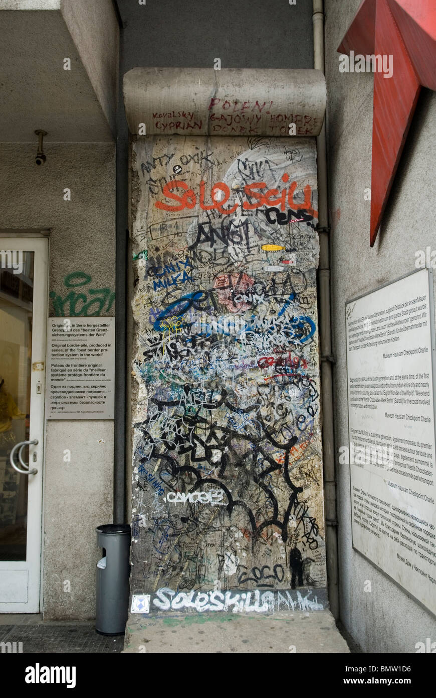 Stück der Berliner Mauer Berlin Deutschland Europa Stockfoto