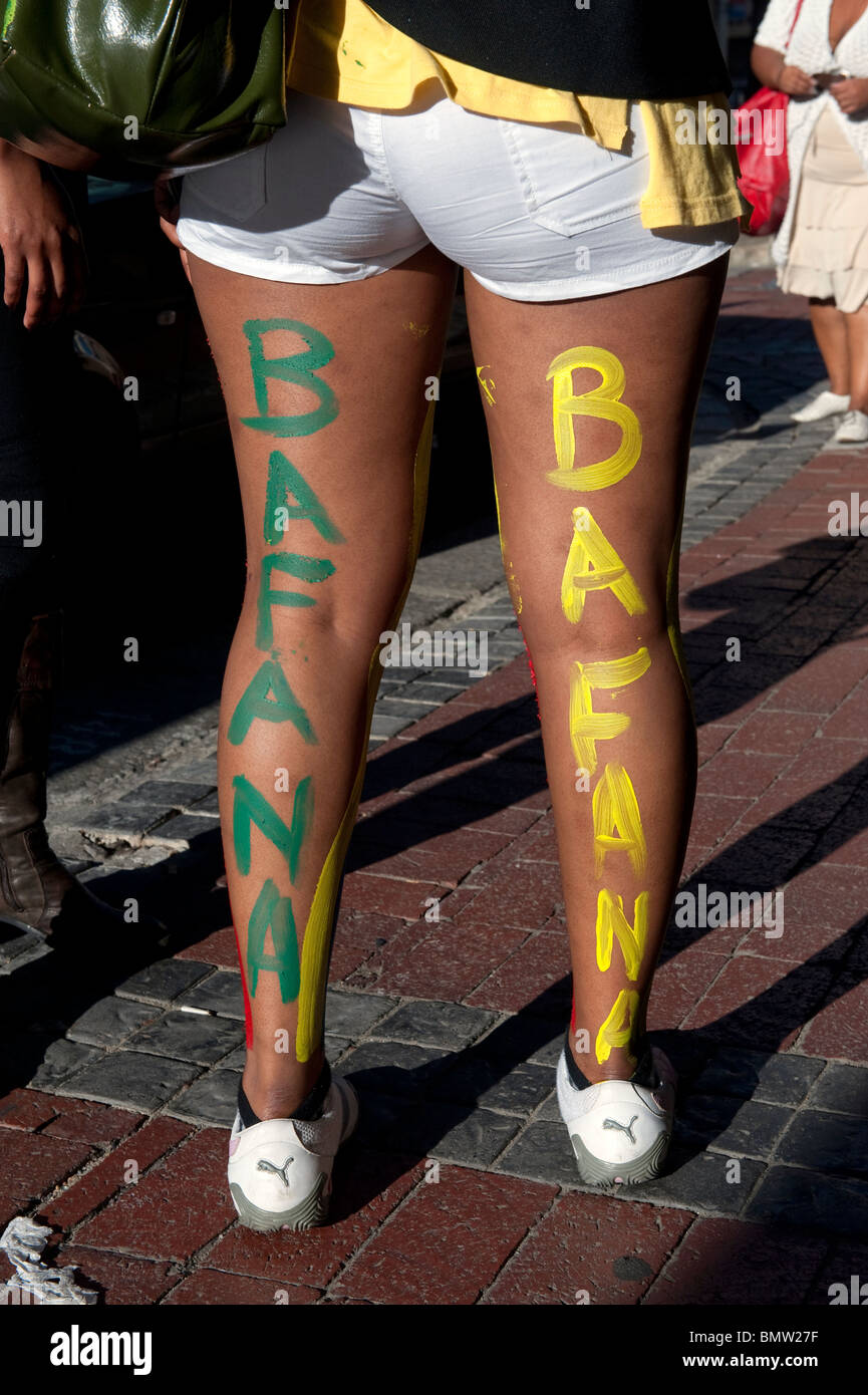 South African Fan mit Körperbemalung bei FIFA WM 2010 Cape Town in Südafrika Stockfoto