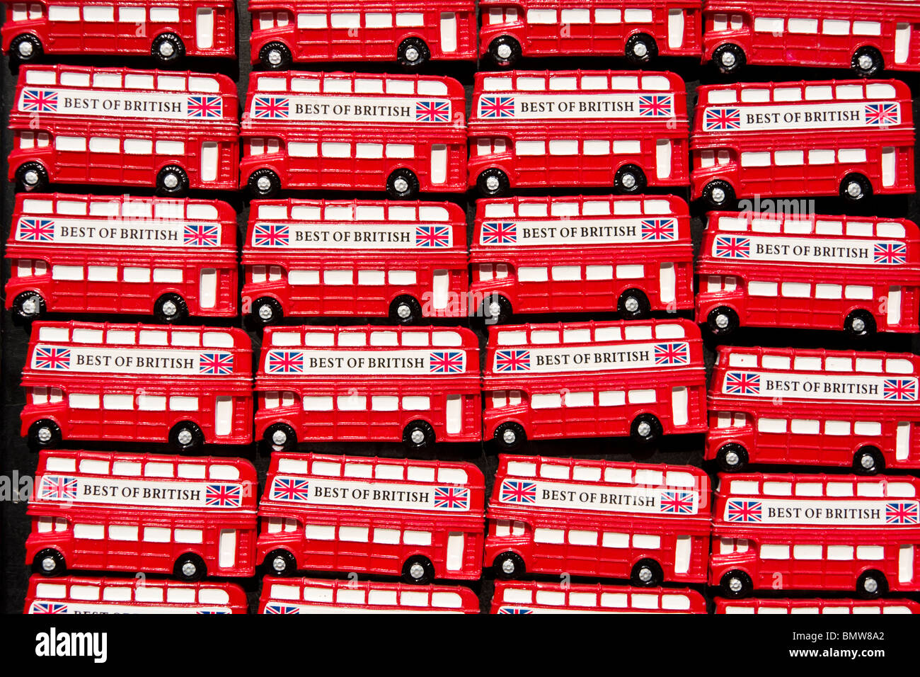 London Bus Kühlschrank Magnet Souvenirs, England, Großbritannien, UK Stockfoto