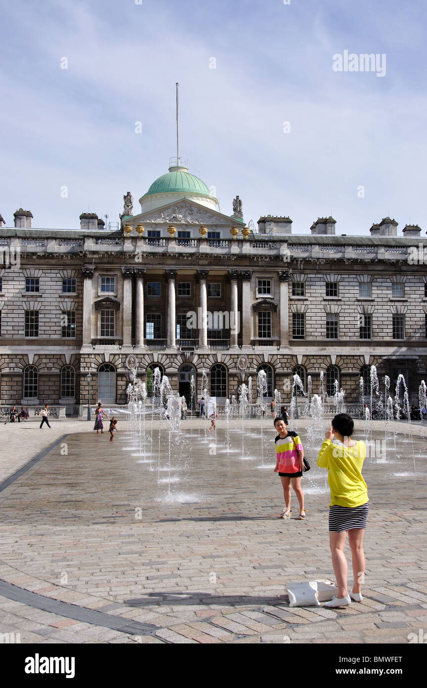 Innenhof, Somerset House, The Strand, City of Westminster, London, England, Vereinigtes Königreich Stockfoto