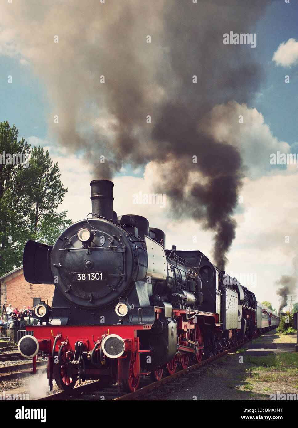 Dampf-Lokomotive in Neuenmarkt Station in Richtung der "Schiefe Ebene" Grade Stockfoto