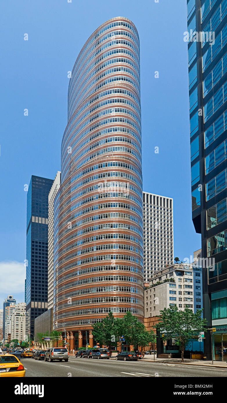 Der Lippenstift Gebäude, Philip Johnson, Architekt, 885 Third Avenue im 53rd Street, New York City. Stockfoto