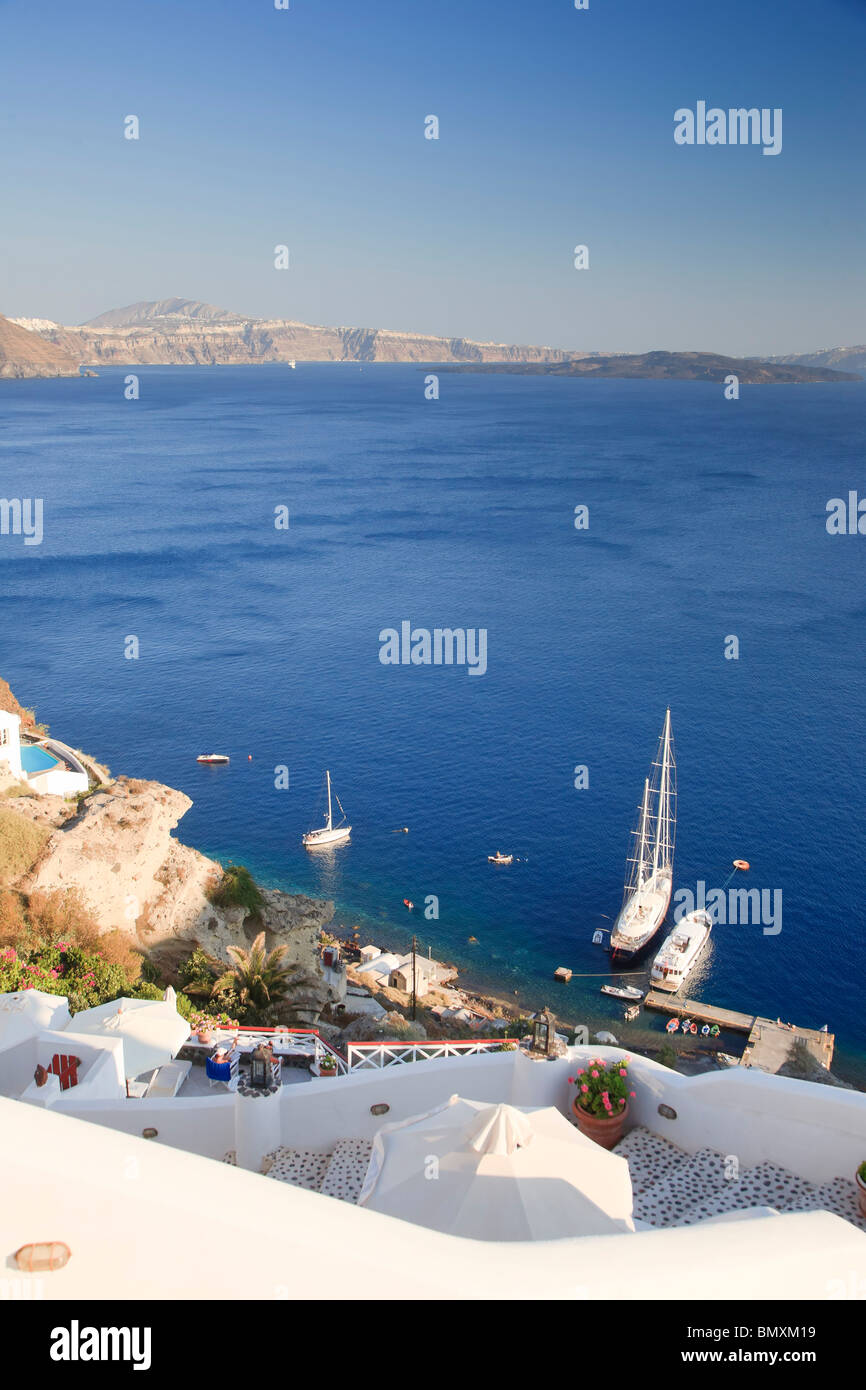 Griechenland, Kykladen, Santorini, Oia Stadt und Santorini Caldera Stockfoto
