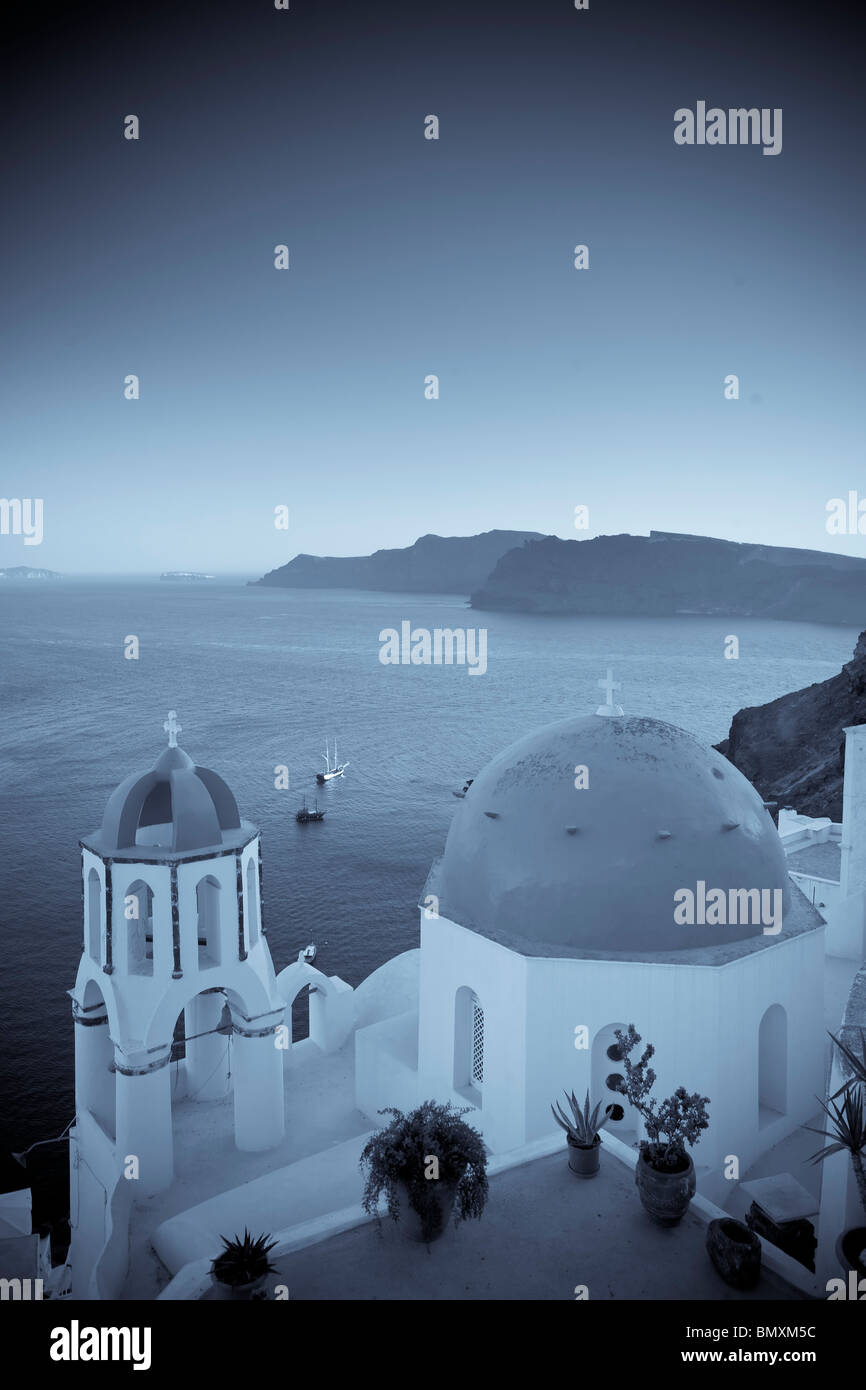 Griechenland, Kykladen, Santorini, Oia Stadt und Santorini Caldera Stockfoto