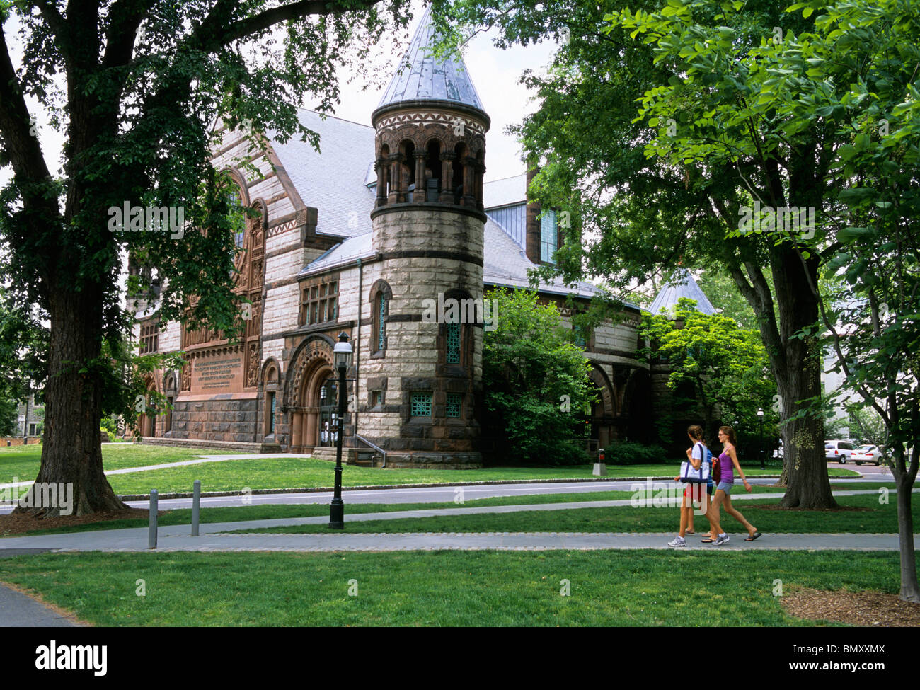 Princeton University Alexander Hall Studenten auf dem Campus der Princeton New Jersey USA Stockfoto