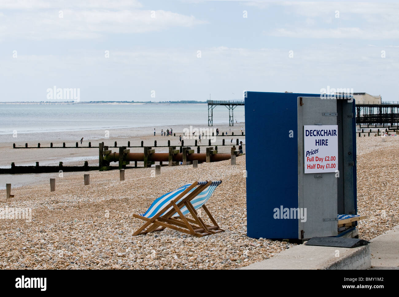 Liegestuhl-Verleih am Strand von Bognor Regis in West Sussex.  Foto von Gordon Scammell Stockfoto