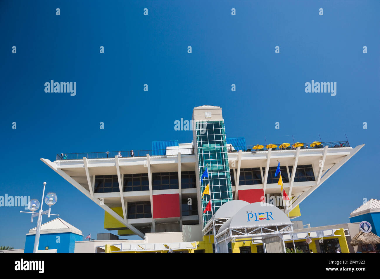 Pier-Gebäude, St. Petersburg, Florida, USA Stockfoto