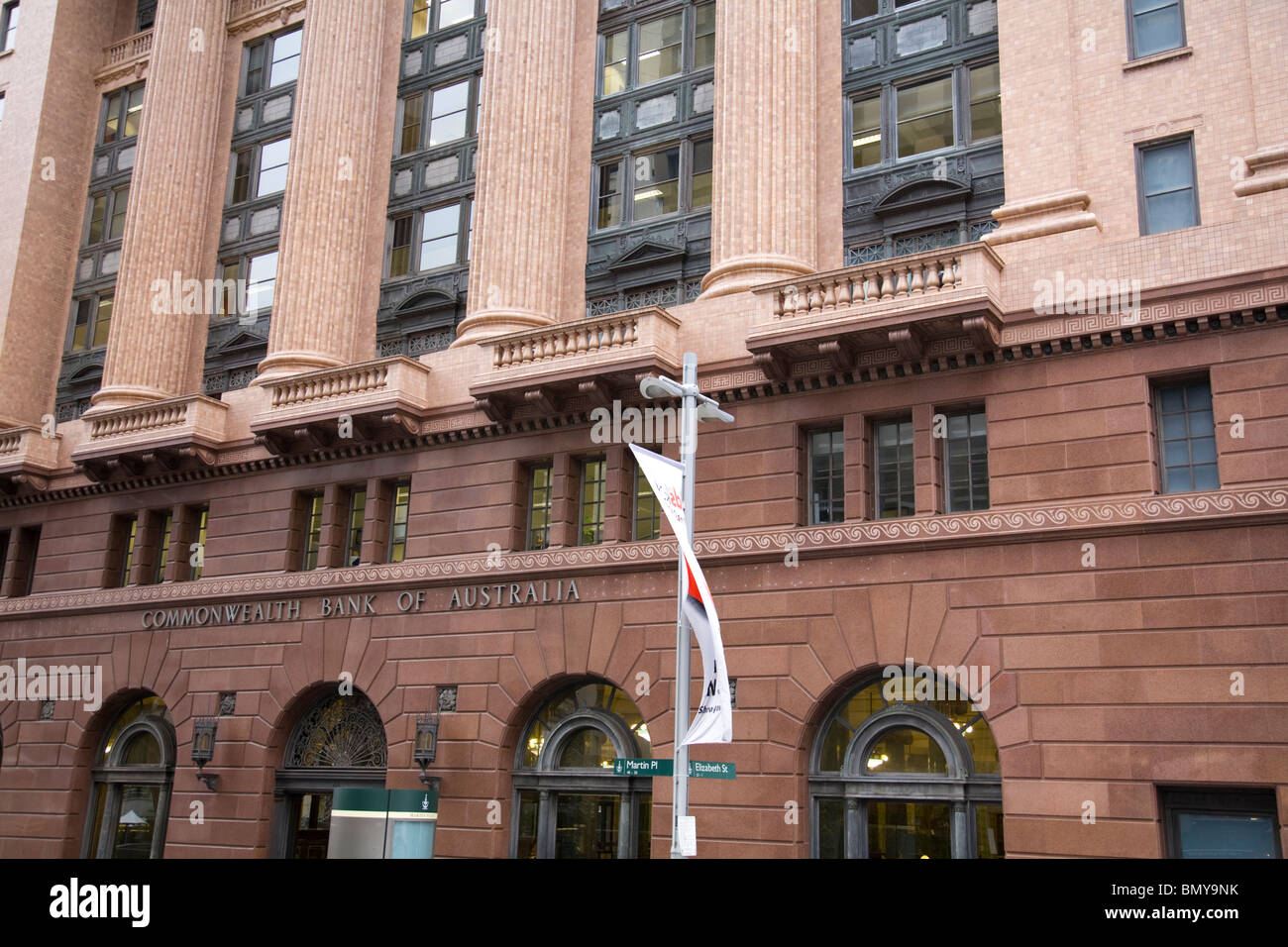 Eingang der Commonwealth Bank of Australia Büros in Martin platzieren, Sydney, Australien Stockfoto