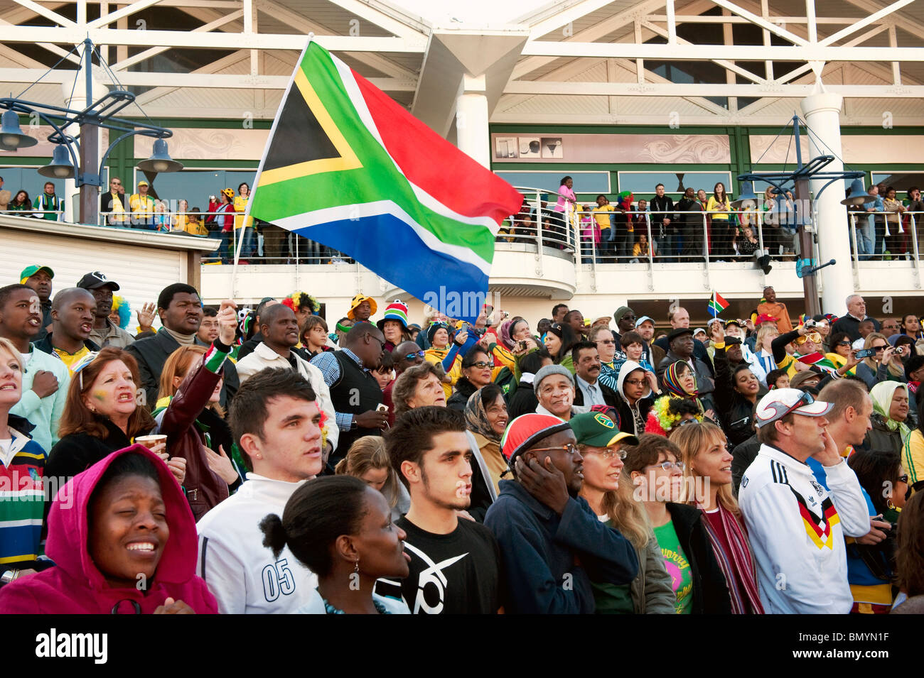 Public Viewing der FIFA-WM 2010 im V & A Waterfront in Kapstadt Südafrika Stockfoto