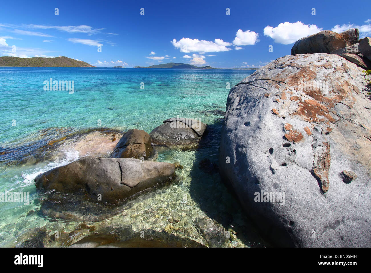 Felsbrocken von Beef Island - (BVI) Stockfoto