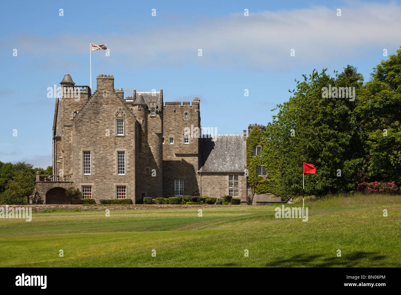 Rowallan Castle, Golfclub in der Nähe von Kilmaurs, Ayrshire, Schottland. Blick auf 19. Grün. Kurs von Colin Montgomery. Stockfoto