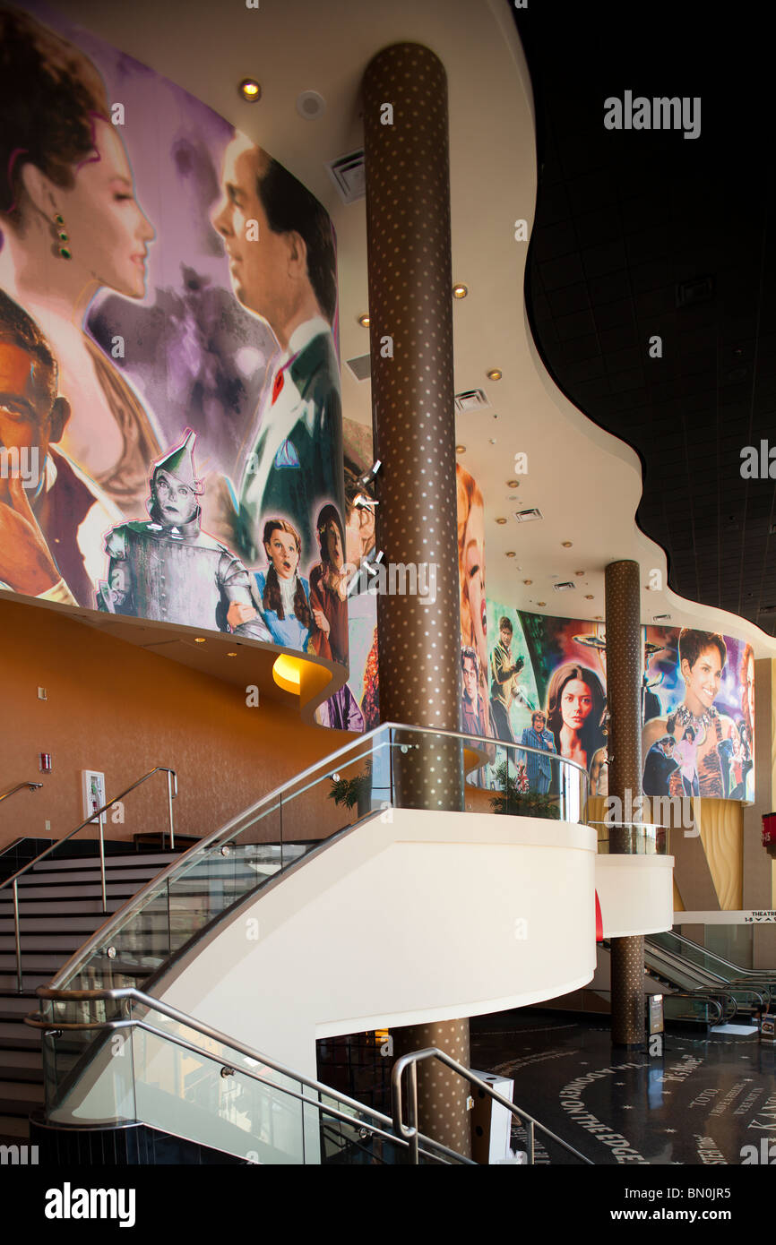 Wandbild der berühmte Schauspieler und Schauspielerinnen, AMC Theater, Century City, Los Angeles, California, Vereinigte Staaten Stockfoto