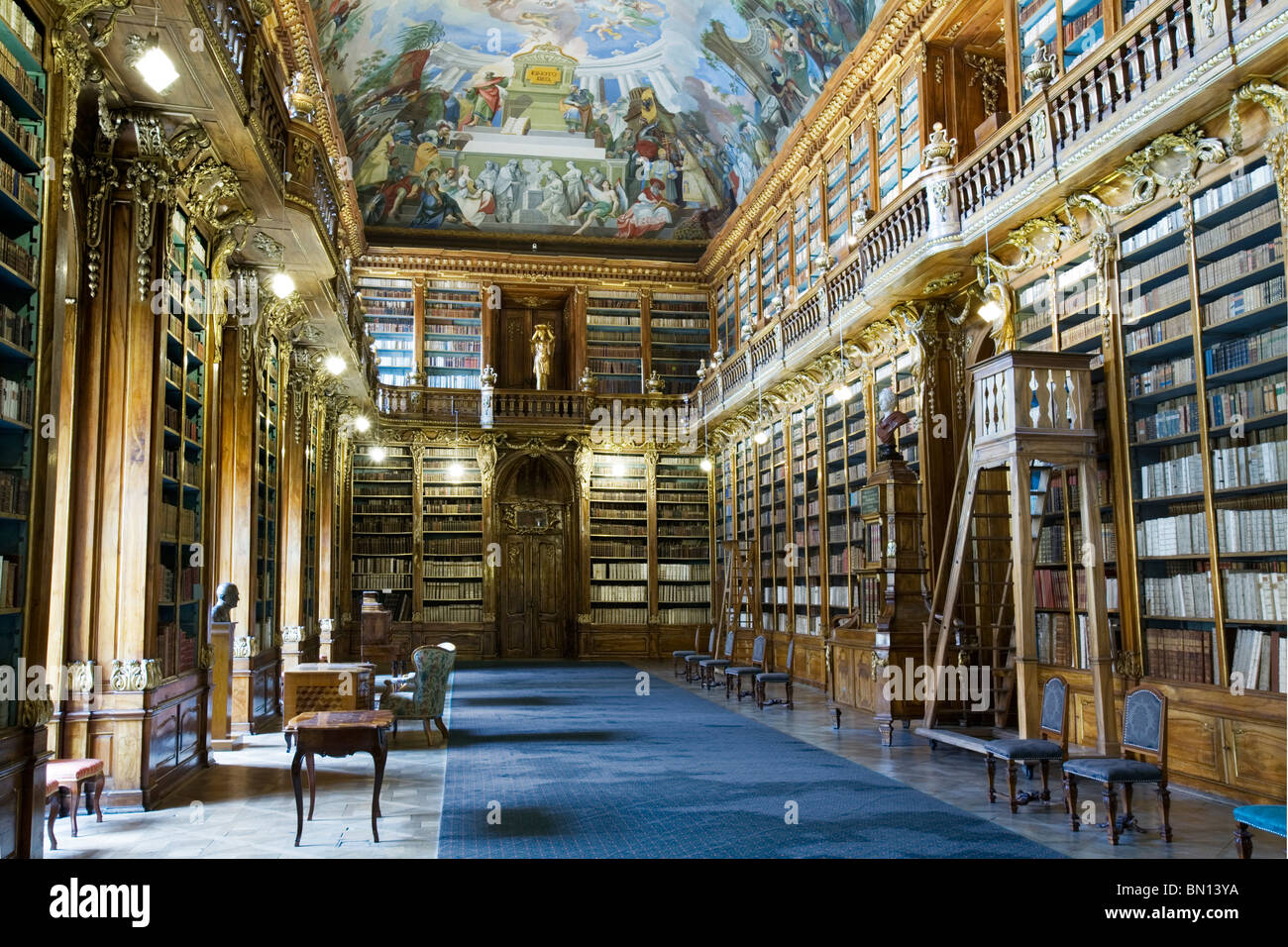 Strahov Bibliothek - Original barocken Schränke, Prag Stockfoto