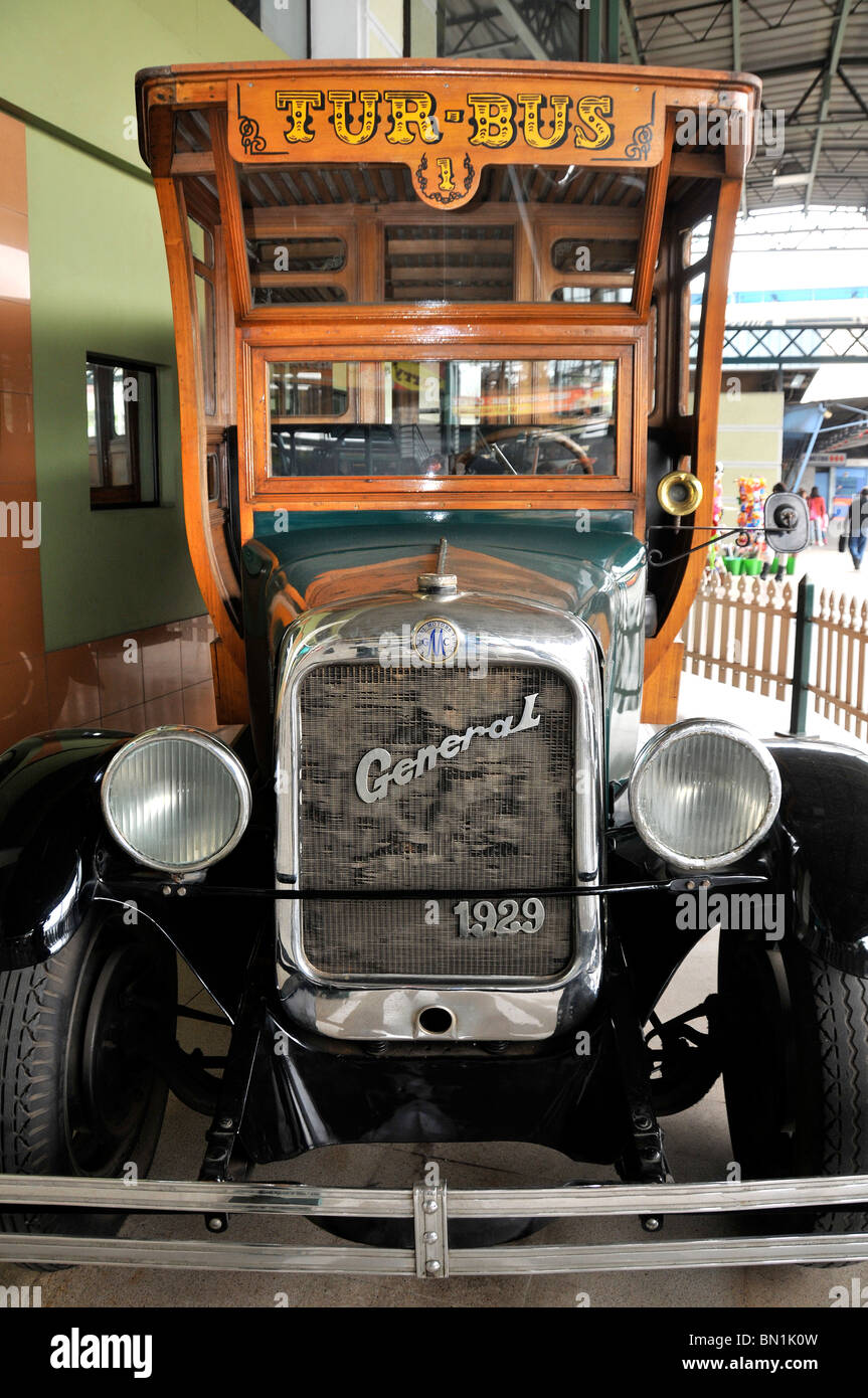 alten bus, General Motors Truck, 1929, Estacion Central, Santiago, Chile Stockfoto
