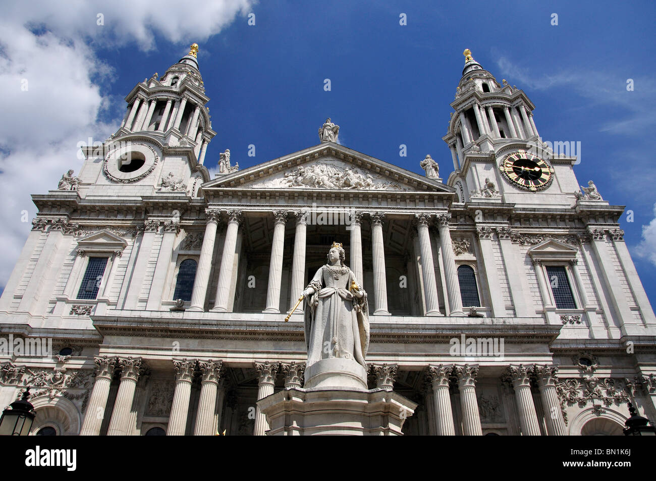 Great West Tür, St.Paul's Kathedrale, Ludgate Hill, City of London, London, England, Vereinigtes Königreich Stockfoto