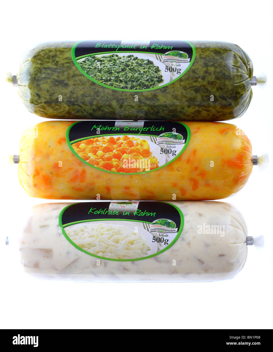 Gemüseeintopf in Kunststoffhülse, bereit zu essen, nur erwärmen es in heißem Wasser oder eine Mikrowelle Ofen. Convenience-Food. Stockfoto