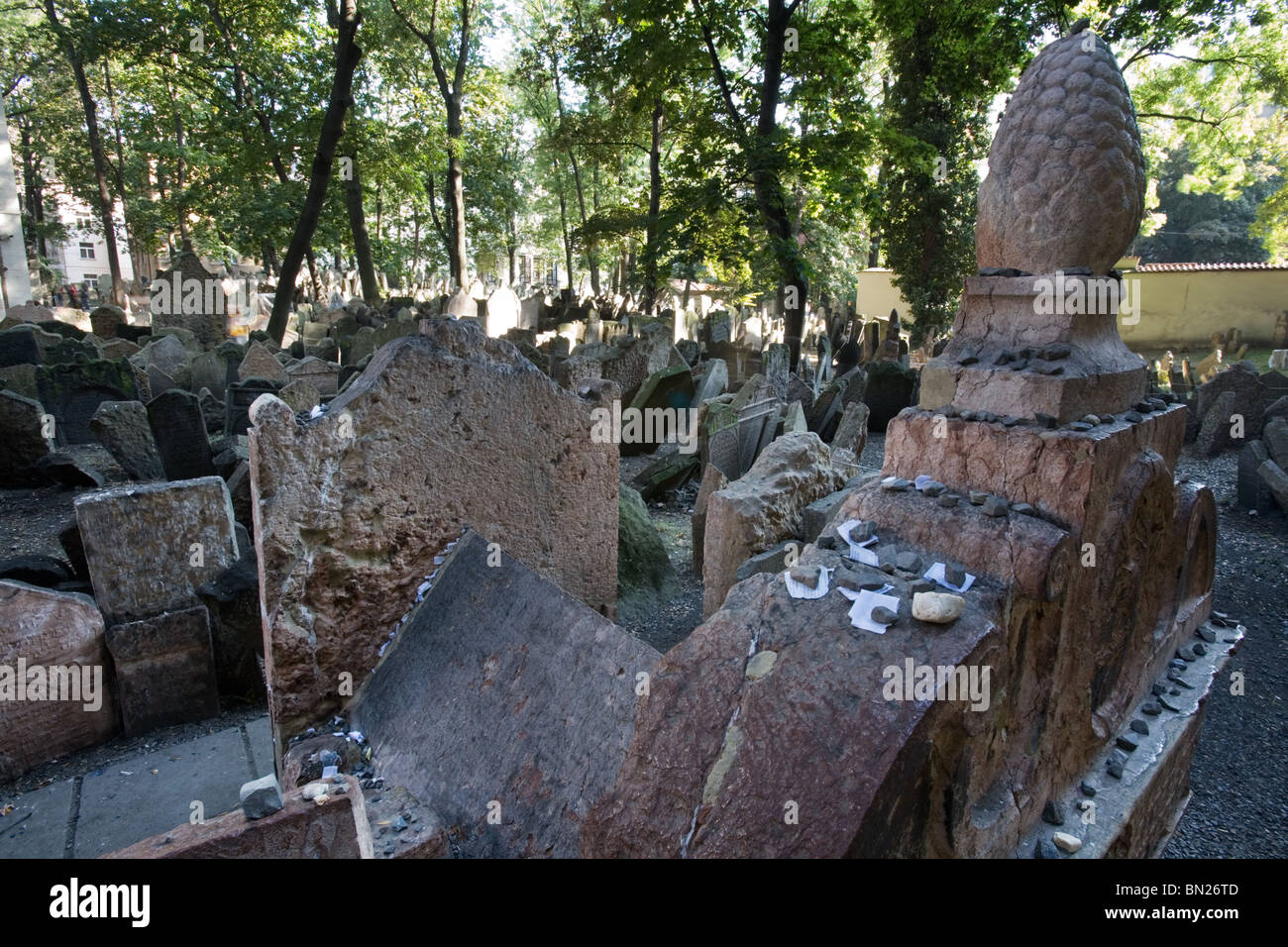 Alte jüdische Friedhof in Josefov, Prag Stockfoto