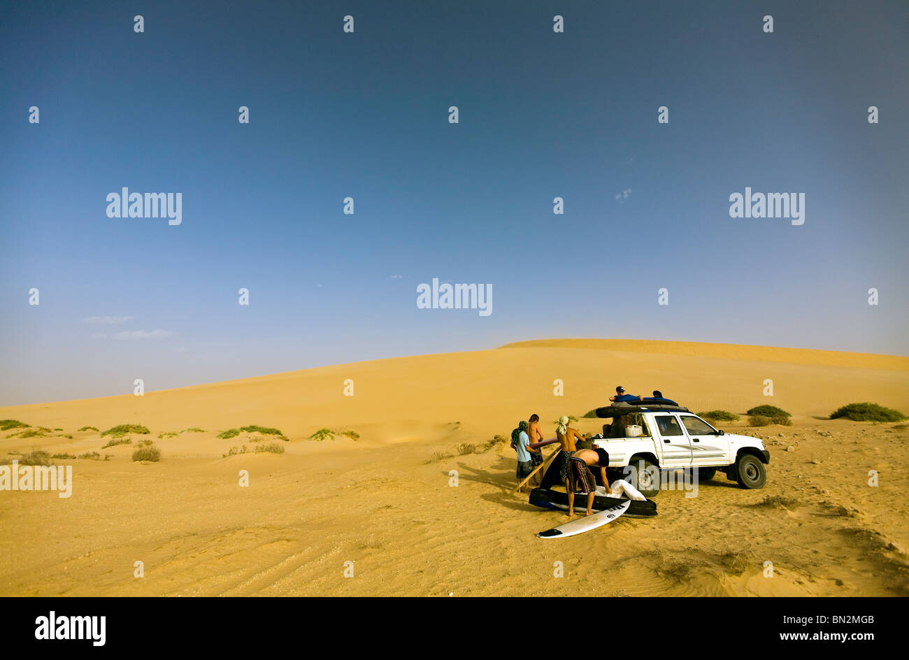 Mauritania nouadhibou surfing surfer Fotos und Bildmaterial in hoher Auflösung Alamy