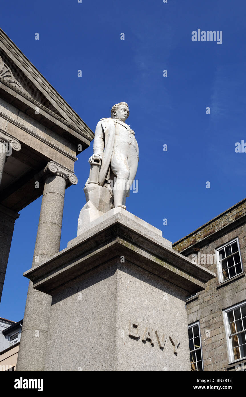 Statue von Sir Humphry Davy in Penzance, Cornwall, UK Stockfoto