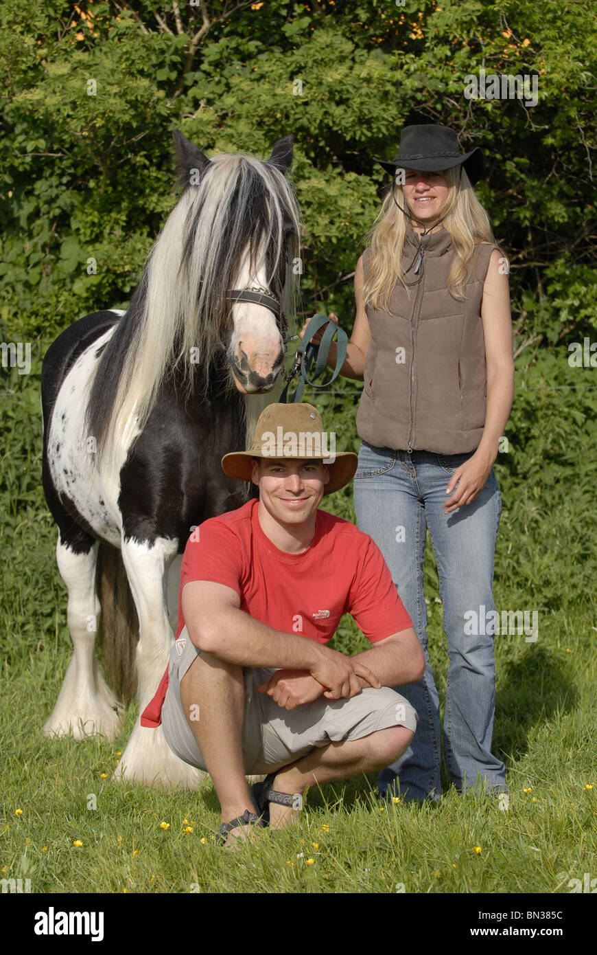 Frau mit Irish Tinker Stockfoto