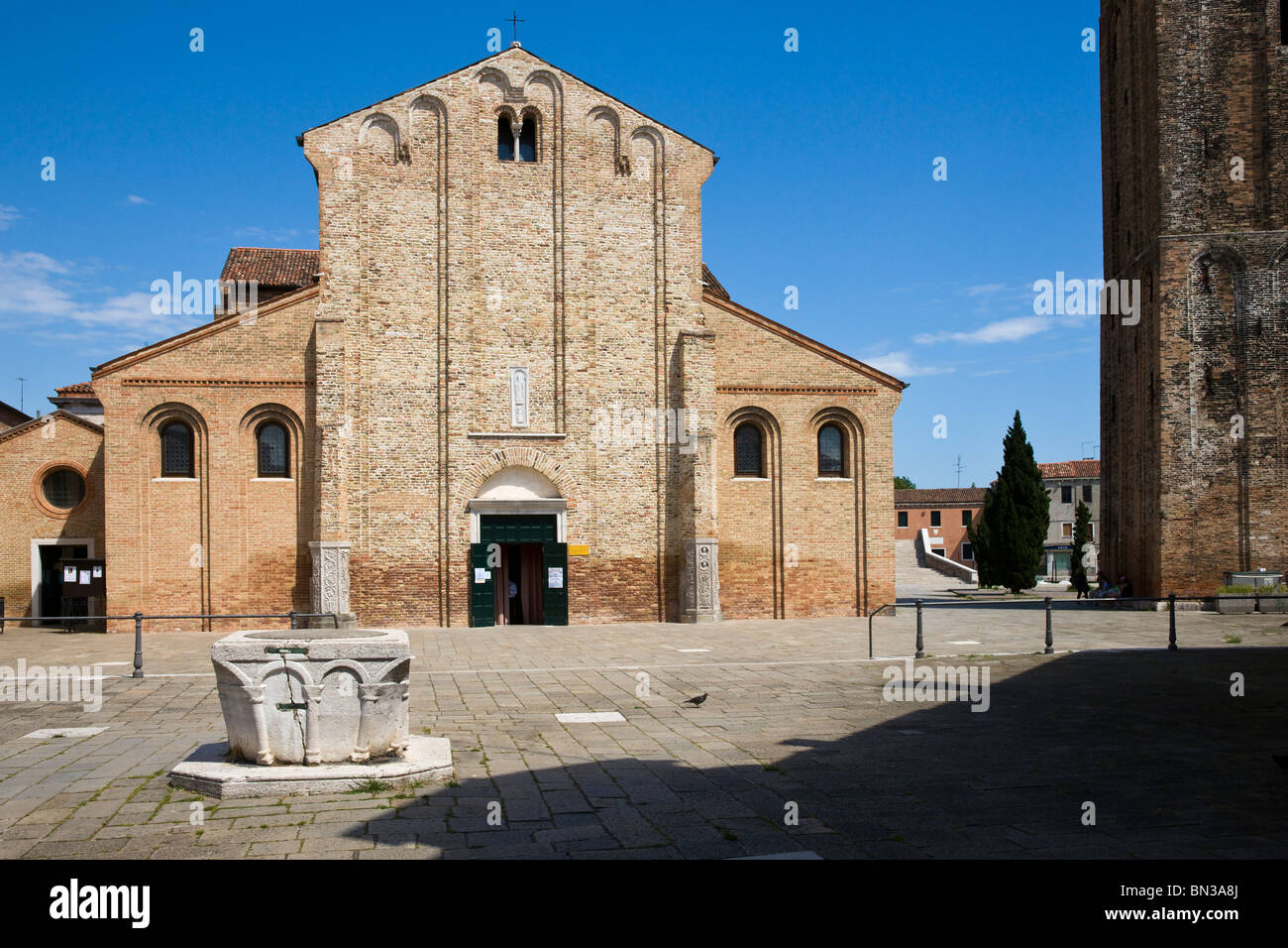 Santa Maria e San Donato, wichtigsten Fassade, Murano, Venedig, Italien Stockfoto