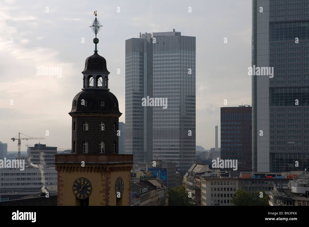 Katharinenkirche und Bank Gebäude, Frankfurt Am Main, Hessen, Deutschland Stockfoto