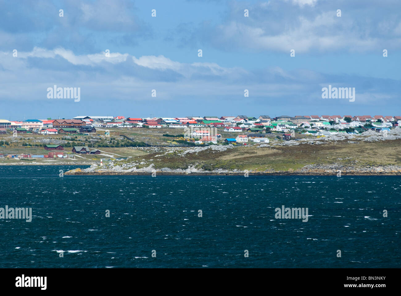 Stadt von Stanley, East Falkland-Inseln, Blick vom Boot, Falkland-Inseln Stockfoto