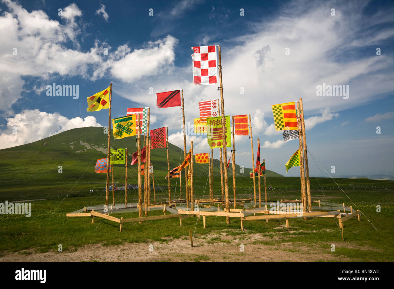 Eine Land Art Arbeit genannt: "Freiheit, Gleichheit, private Preserve". Installation de Land-Art Intitulée "Liberté, Égalité, Pré Carré". Stockfoto